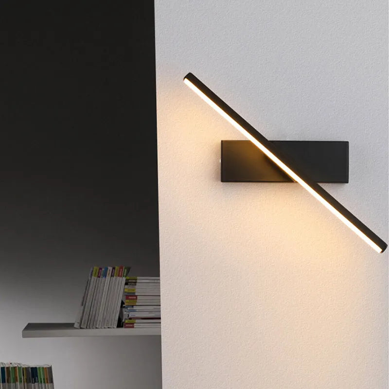 Swing Light™ - Moderna vrtljiva stenska svetilka