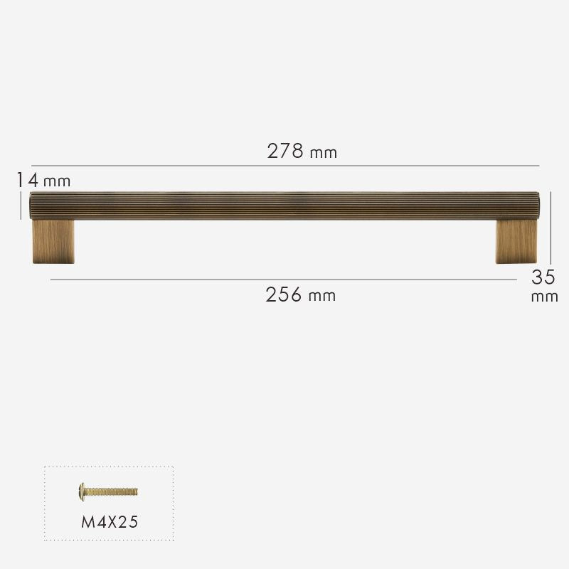 Nobula - Antiker Schrank-Zug