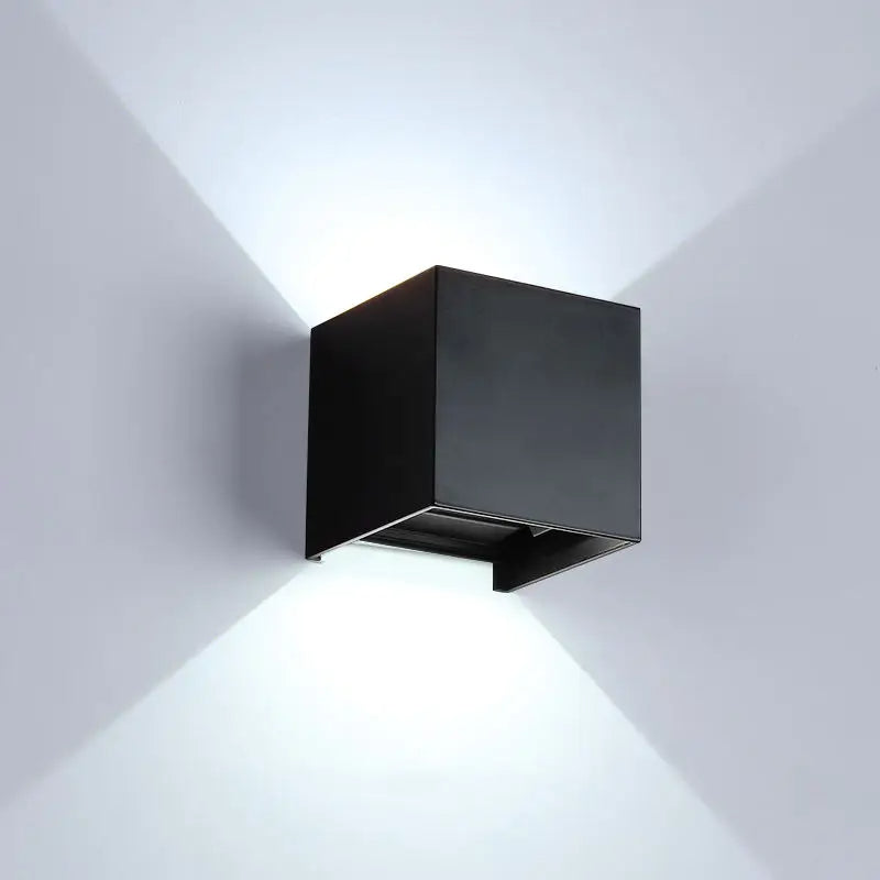 KubiskStil – Zeitgemäße wasserdichte LED-Wandleuchte