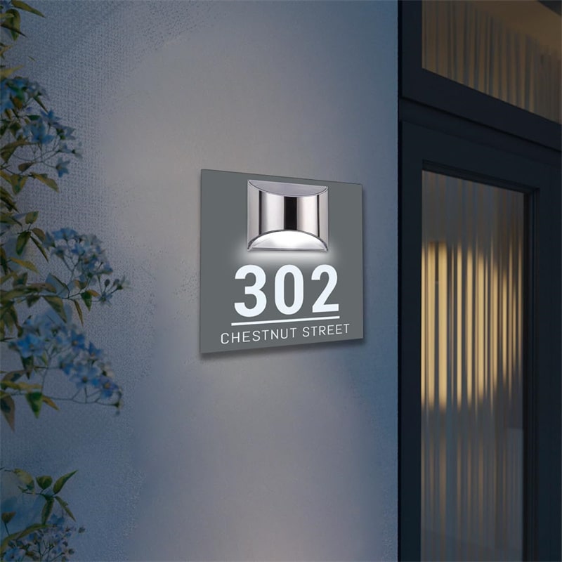 Solar Hausnummernschild – Personalisierbar & Rechteckig mit LED-Beleuchtung