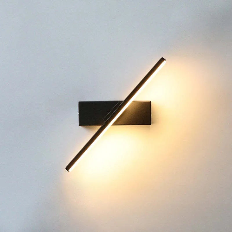 Swing Light™ - Moderna vrtljiva stenska svetilka