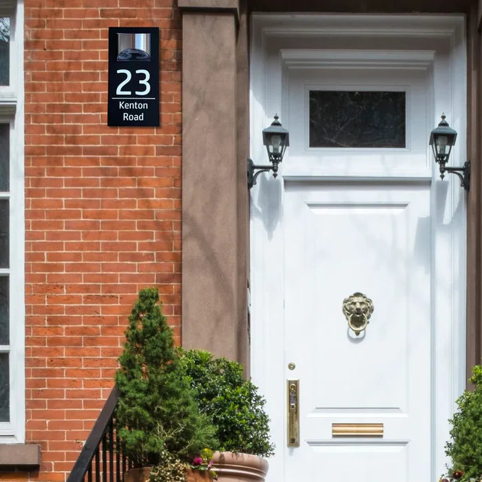 Personalizirana LED-solarna hišna številka z gravuro