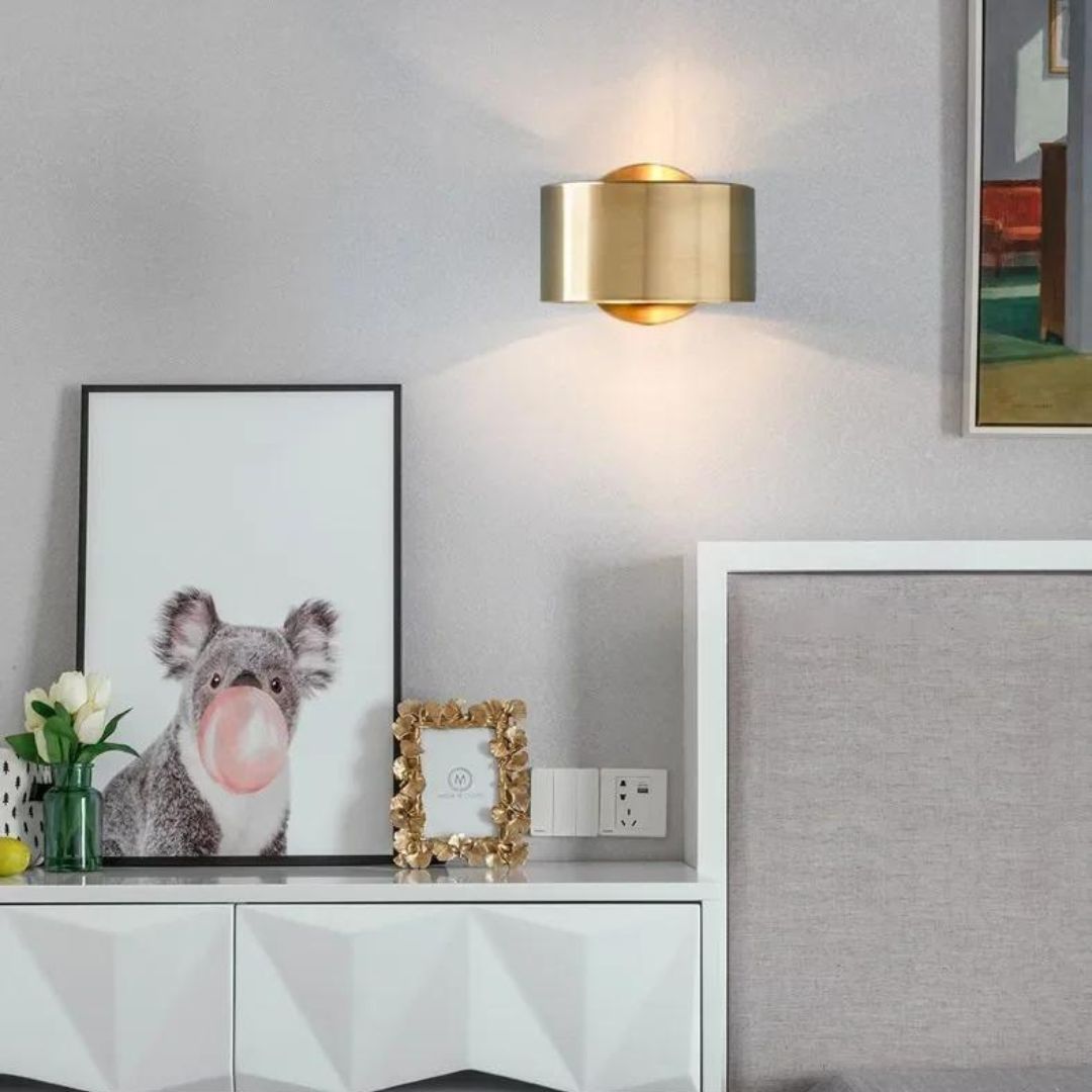 Moss – Schlanke Wandleuchte