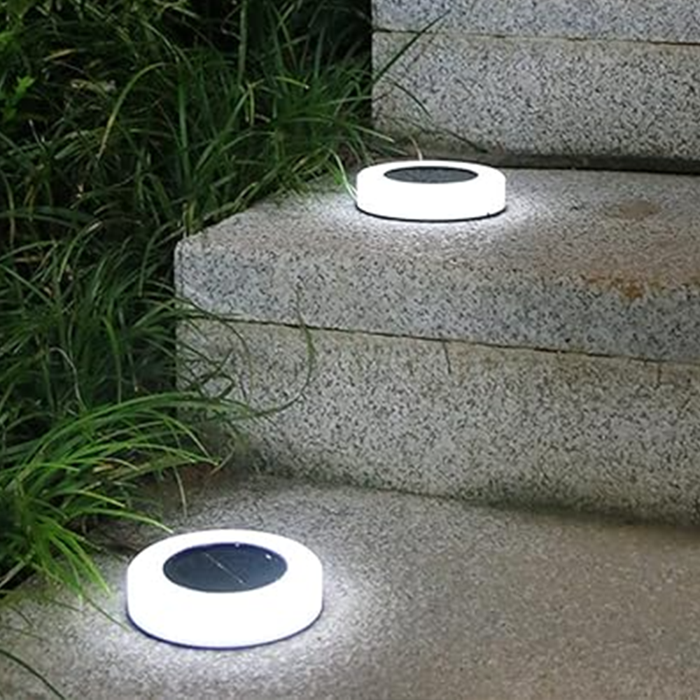 SolarGlow – Flache Solar-Bodenspots mit LED