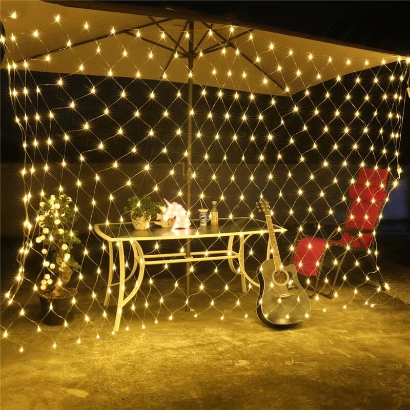 Solarbetriebene LED-Netzlichter – 1.5x1.5m bis 2.5x3.0m Gartenbeleuchtung