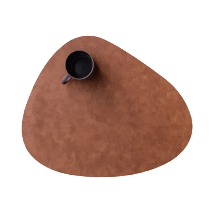 Kuhfell usnjeno mizo in podstavek