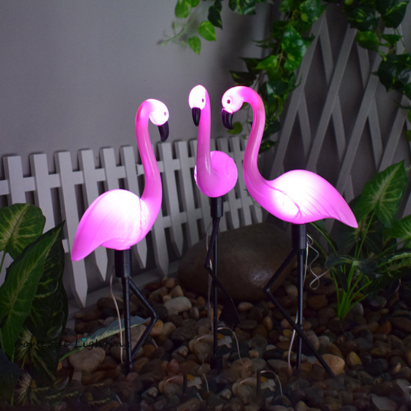 FlamingoGlow - solarno napajana LED-lampa za travniške flaminge