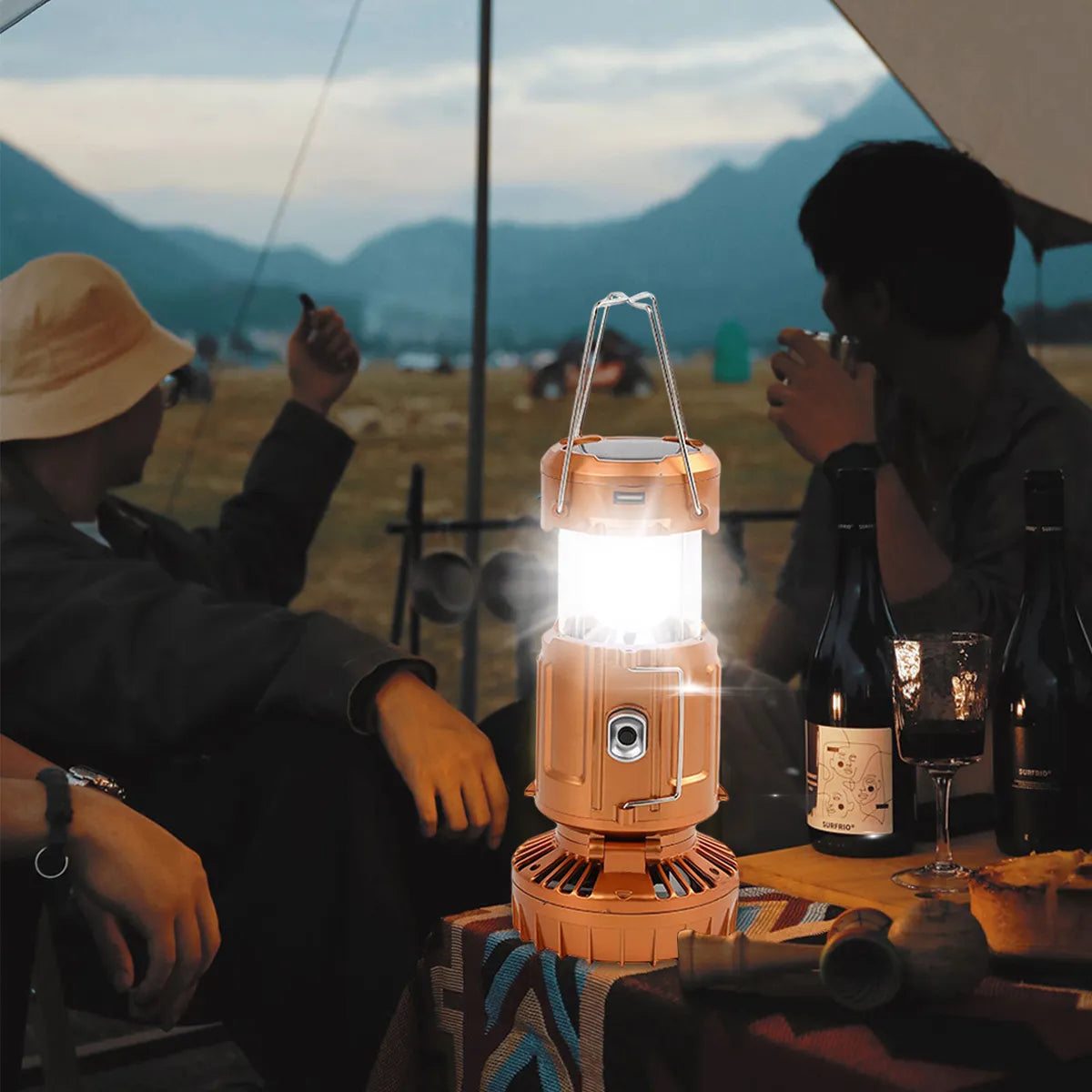 SolarBreeze - Tragbare LED Laterne mit Ventilator