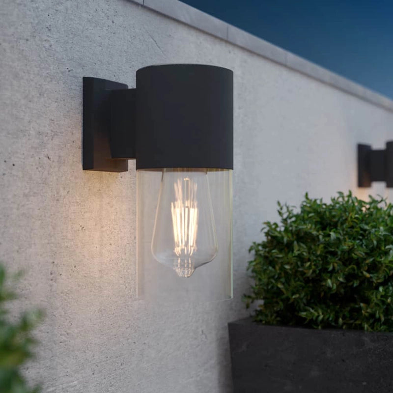 GlowPort – Solarna lampa ścienna w stylu vintage