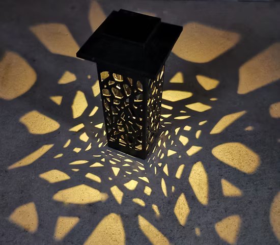 Noctura - Solarne lampy ogrodowe i ogrodzeniowe (4 sztuki)